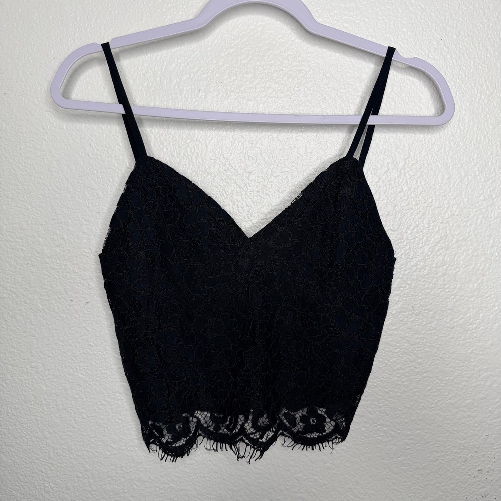 Black Floral Lace Crop Top Cami V-Neck Eyelash Hem Adjustable Straps Medium